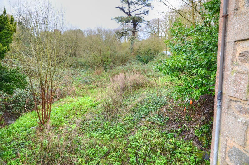 Maison - 163 m² - 8 pièces