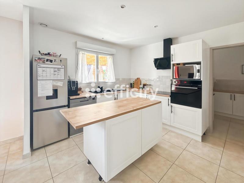 Maison - 85 m² - 4 pièces