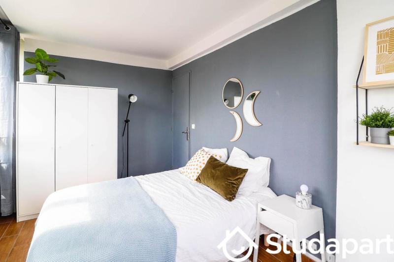 Chambre - 10 m² - 1 pièce