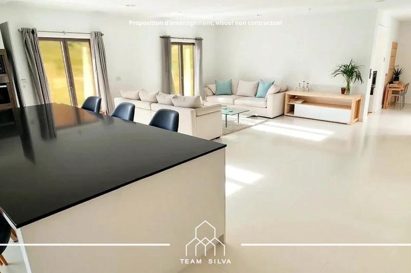 Maison - 140 m² - 5 pièces