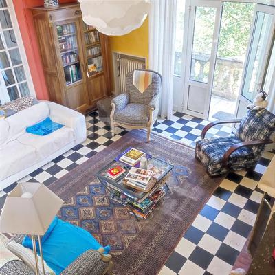 Maison de ville - 188 m² - 8 pièces