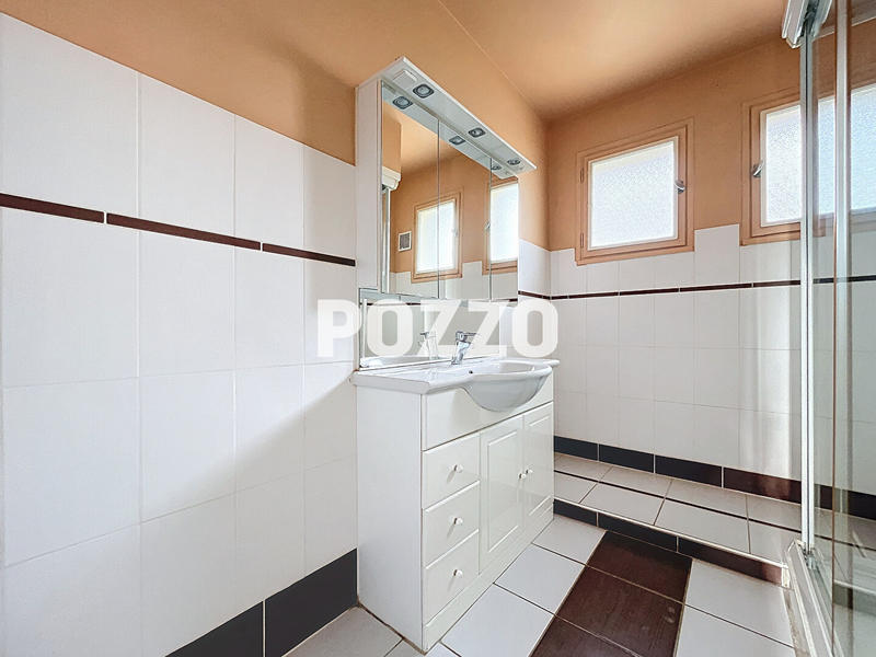 Maison - 91 m² - 4 pièces