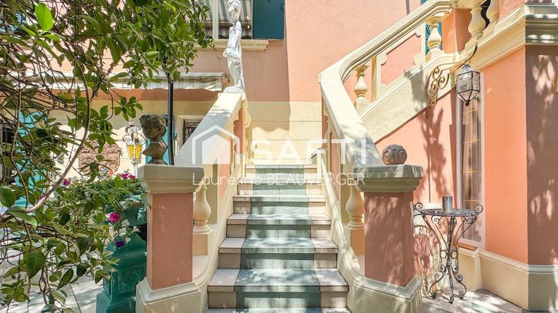 Maison - 192 m² - 8 pièces