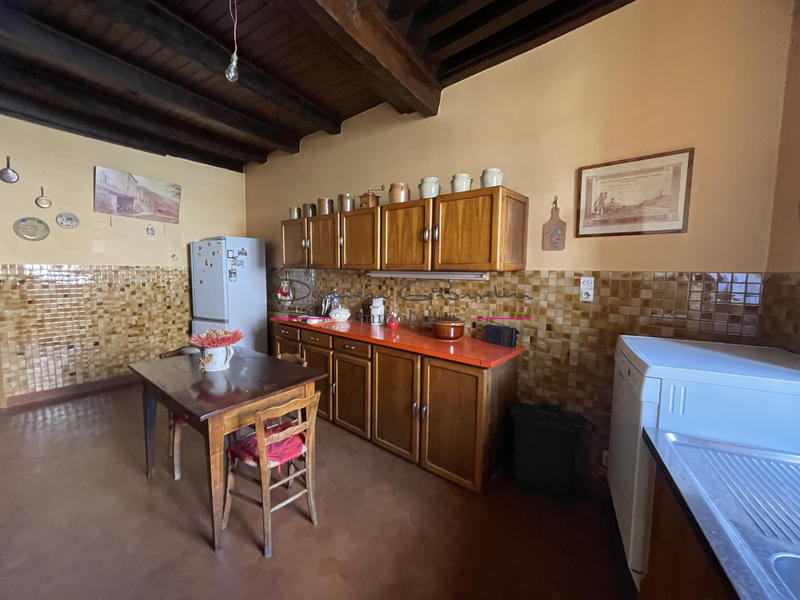 Maison - 400 m² - 10 pièces