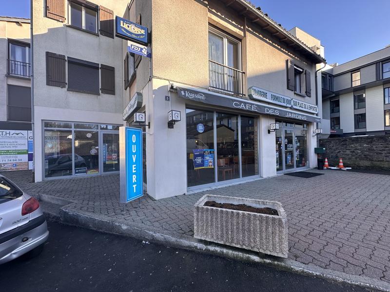 Local commercial - 155 m²