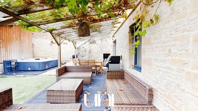 Maison - 135 m² - 6 pièces