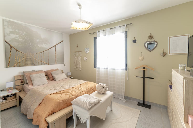 Maison - 166 m² - 7 pièces