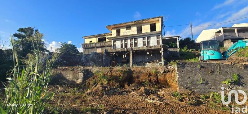 Maison - 1 327 m² - 20 pièces