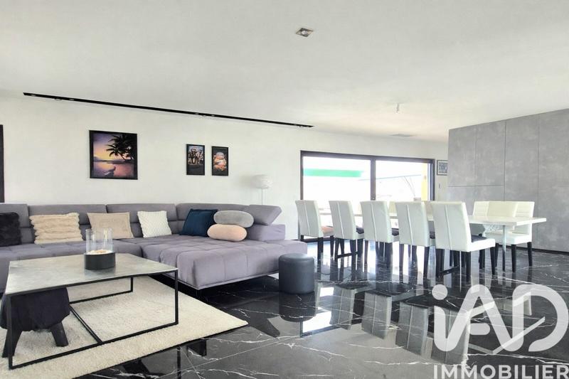 Maison - 148 m² - 4 pièces