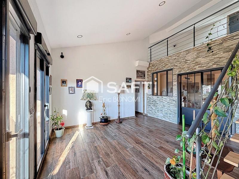 Appartement - 120 m² - 4 pièces