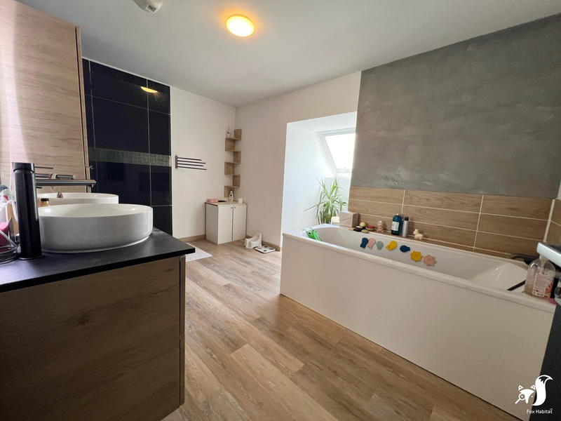 Maison - 156 m² - 4 pièces