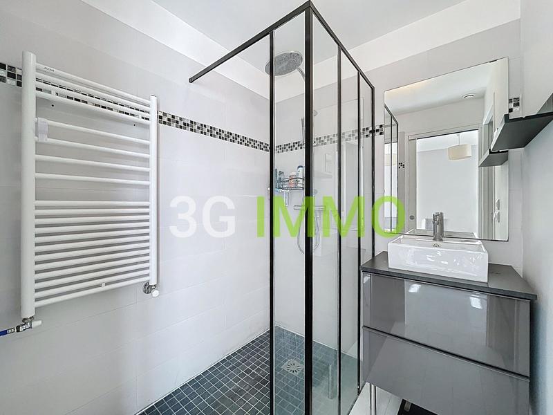 Maison - 80 m² - 5 pièces