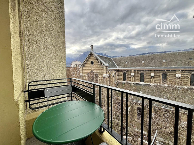 Appartement - 57 m² - 3 pièces