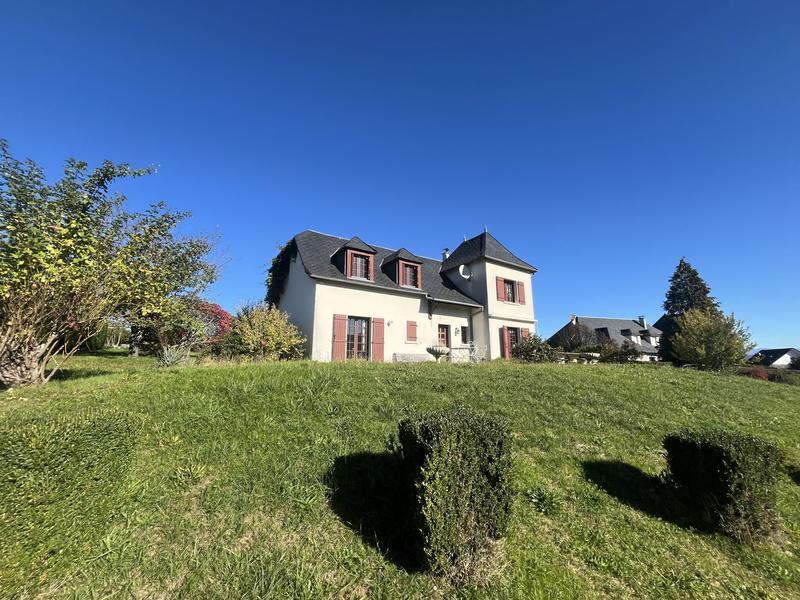 Maison - 127 m² - 4 pièces