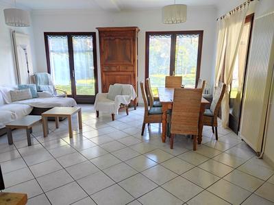 Maison - 156 m² - 7 pièces