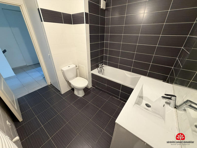 Appartement - 98 m² - 5 pièces