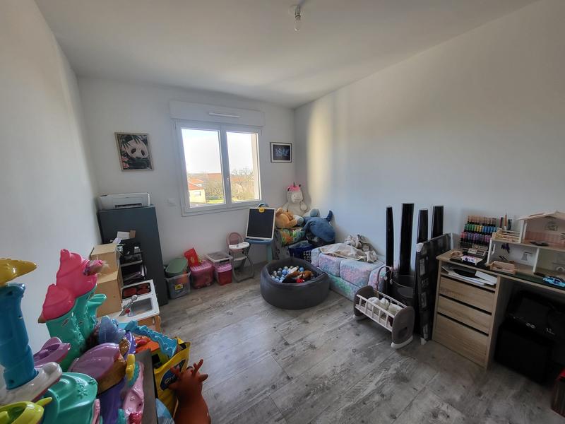 Maison - 97 m² - 5 pièces