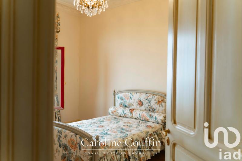 Maison - 500 m² - 15 pièces