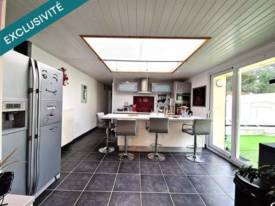 Maison - 169 m² - 6 pièces