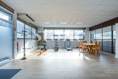 Local commercial - 83 m²