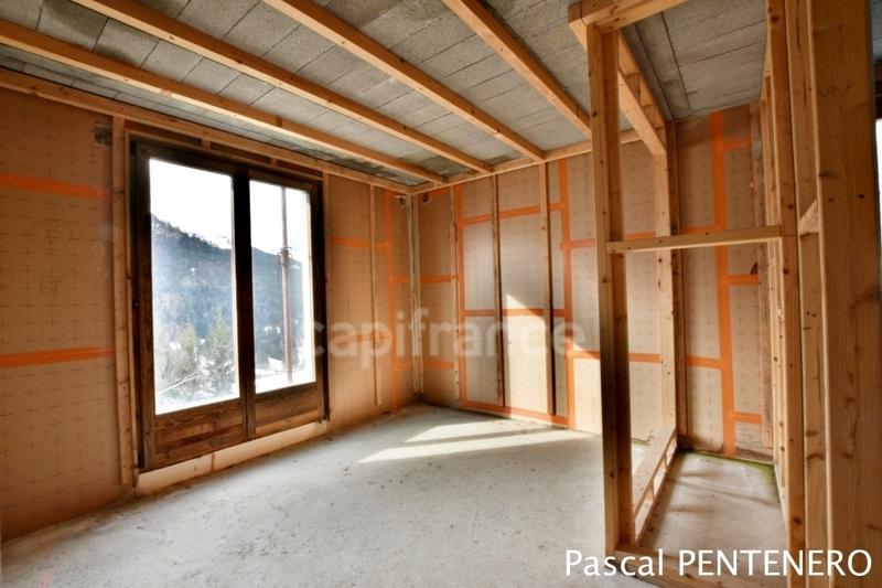 Terrain constructible - 1 000 m²