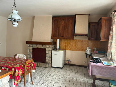 Maison - 93 m² - 5 pièces