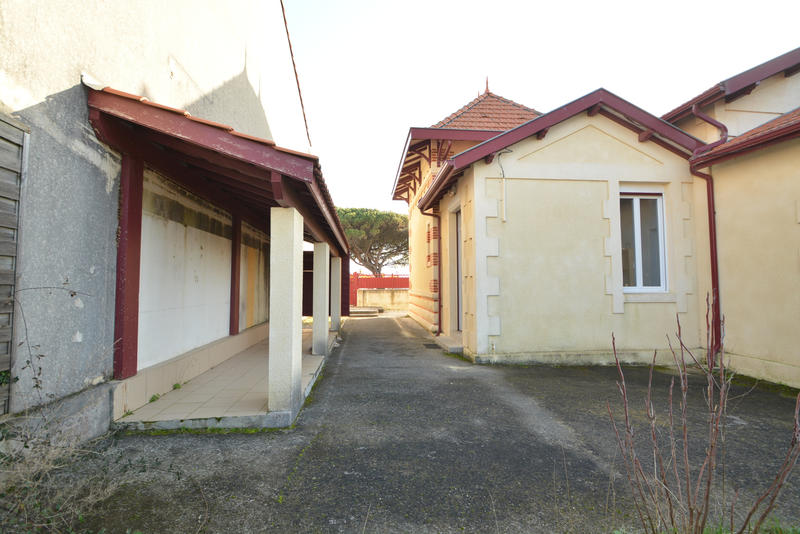 Maison - 99 m² - 6 pièces