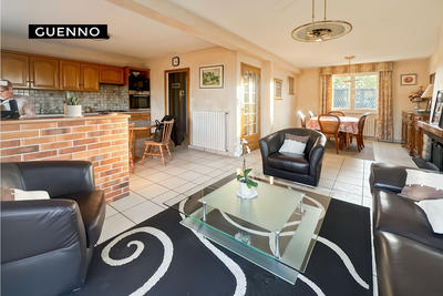 Maison - 143 m² - 5 pièces