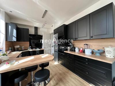 Maison - 91 m² - 4 pièces