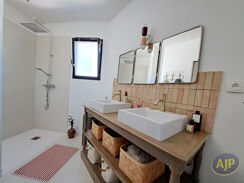 Maison - 133 m² - 4 pièces