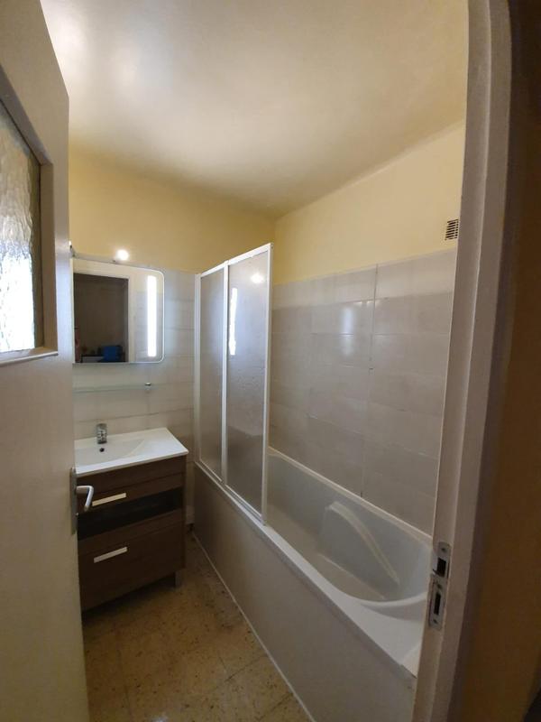 Appartement - 75 m² - 3 pièces