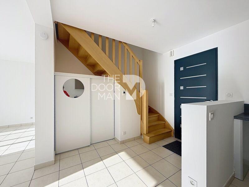 Maison - 99 m² - 4 pièces