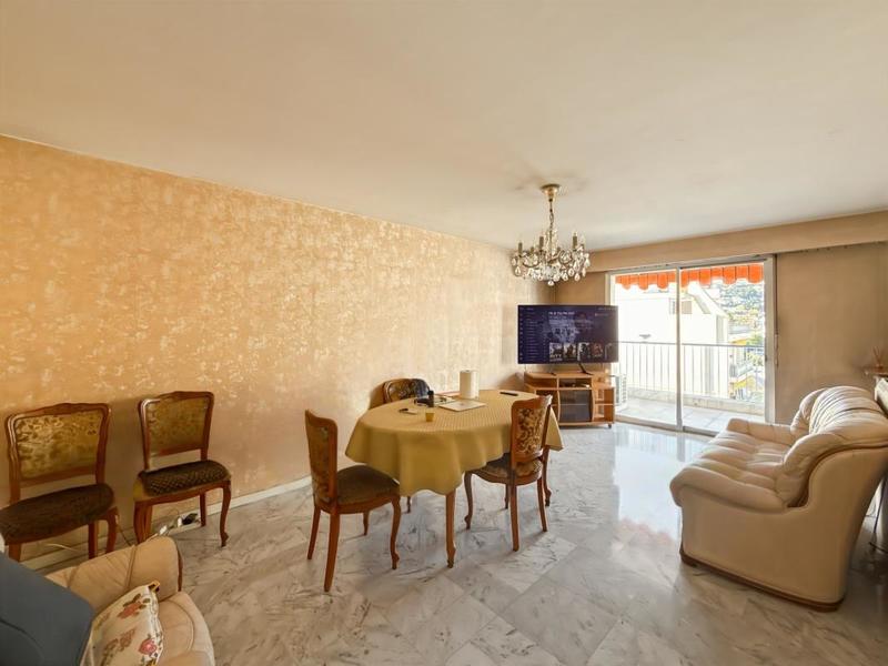 Appartement - 85 m² - 4 pièces