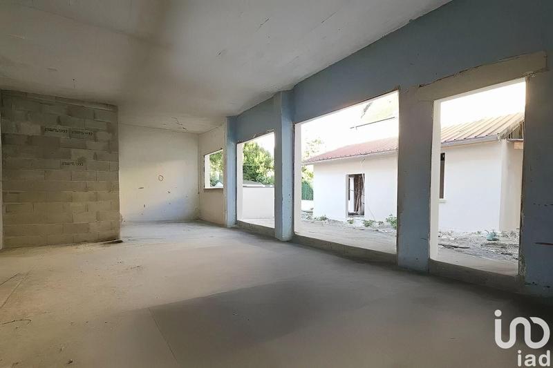 Local commercial - 162 m²