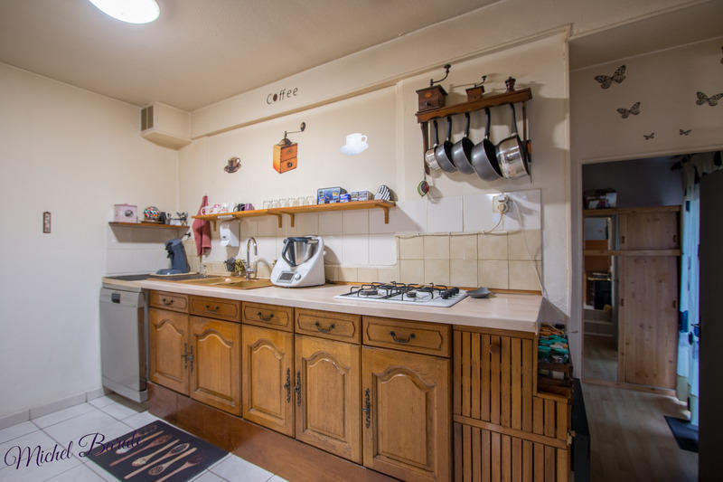 Appartement - 108 m² - 6 pièces