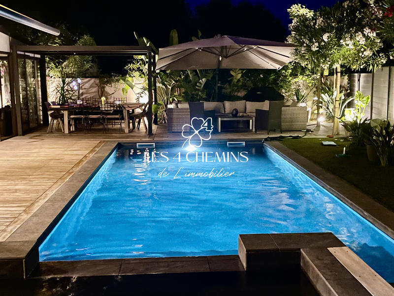 Villa - 200 m² - 7 pièces