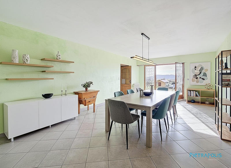 Maison - 195 m² - 7 pièces