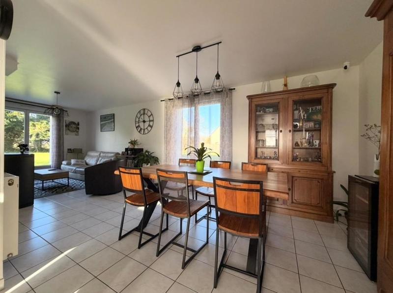 Maison - 110 m² - 6 pièces