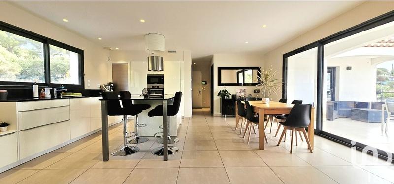 Maison - 150 m² - 5 pièces