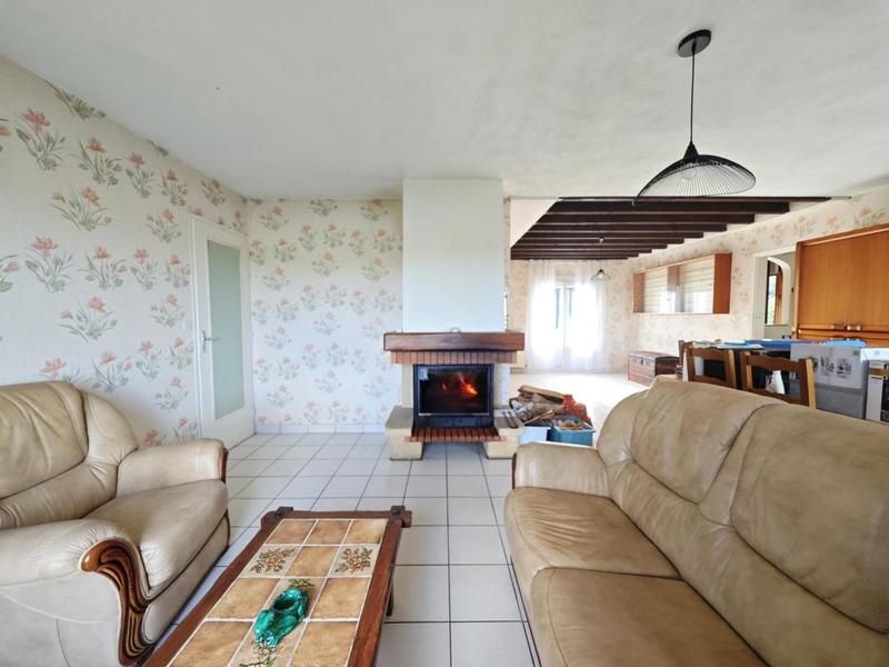 Maison - 205 m² - 8 pièces