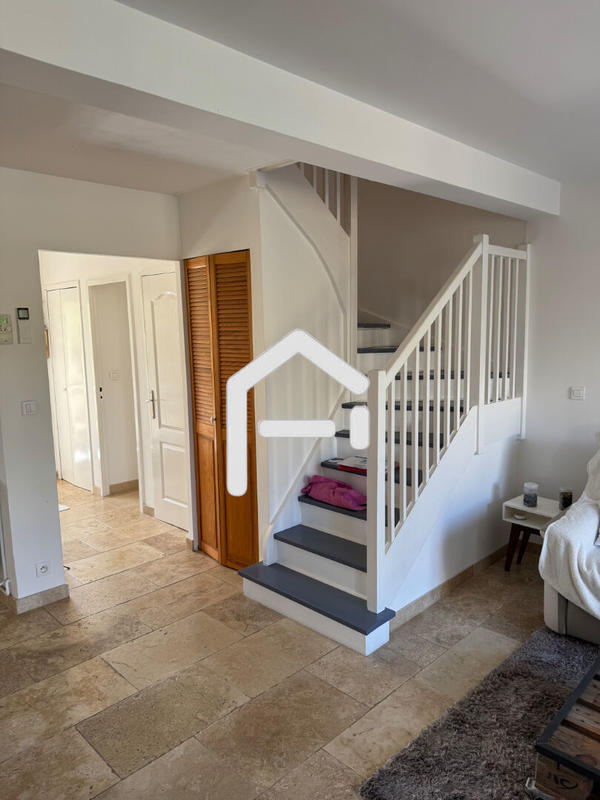 Maison - 102 m² - 5 pièces