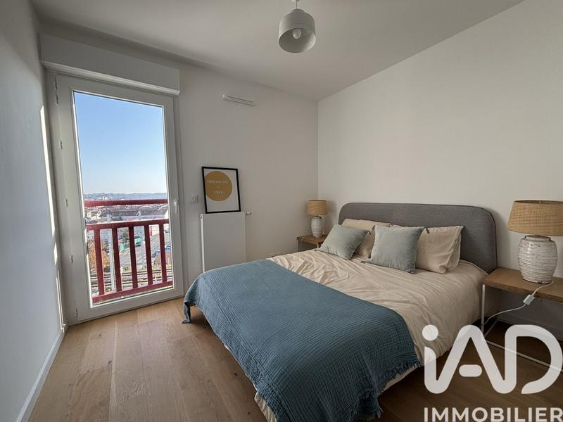 Appartement - 88 m² - 4 pièces