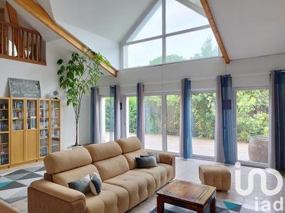 Maison - 360 m² - 9 pièces