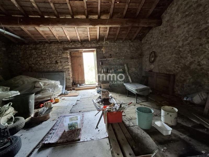 Maison en pierre - 87 m² - 4 pièces