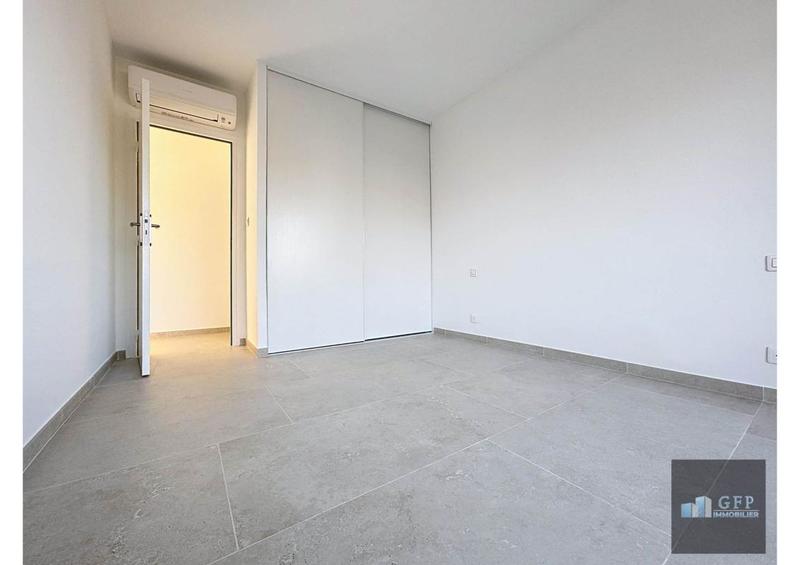 Appartement - 87 m² - 4 pièces