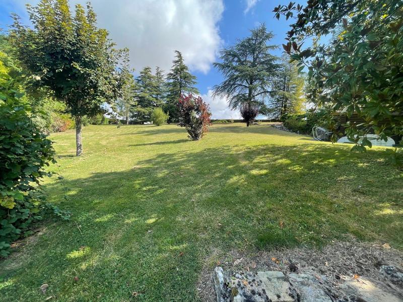 Maison - 200 m² - 7 pièces