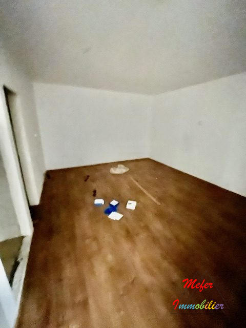 Local commercial - 110 m² - 4 pièces