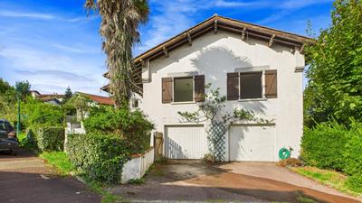 Maison - 107 m² - 5 pièces