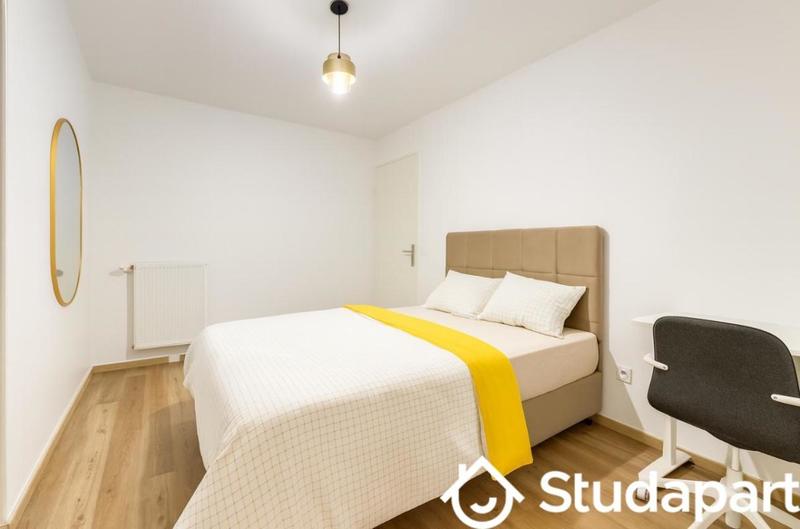 Chambre - 11 m² - 1 pièce