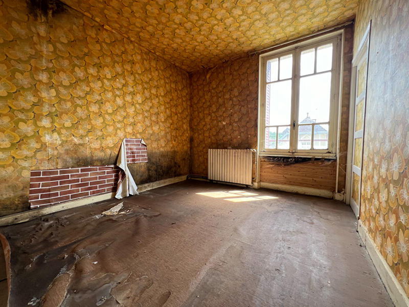 Maison - 92 m² - 5 pièces